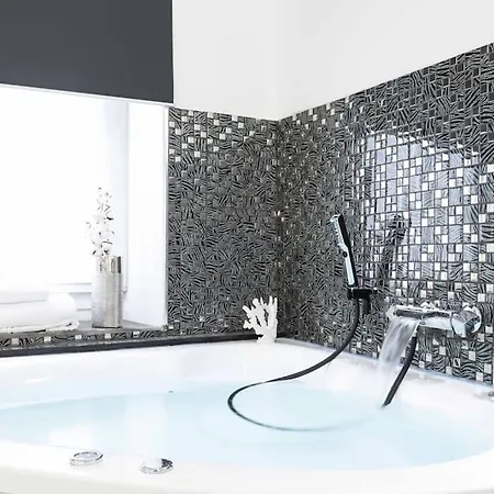 Lägenhet Trastevere Silver King Jacuzzisuite -topcollection Rom