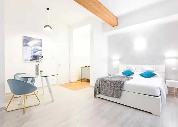 Trastevere Silver King Jacuzzi Rom