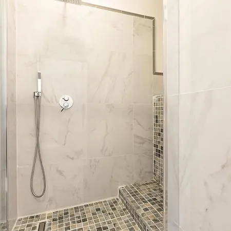 Trastevere Silver King Jacuzzi
